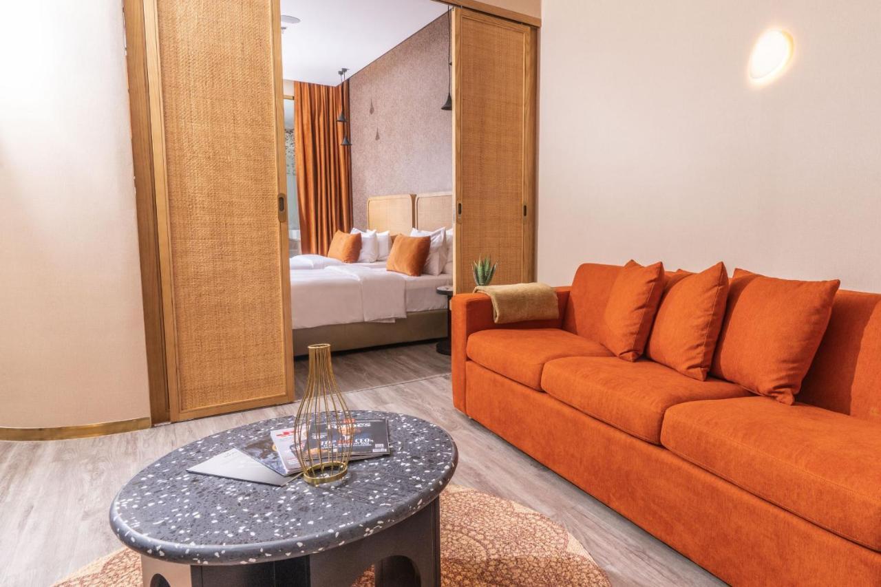The House Hotel Al Khiran Esterno foto